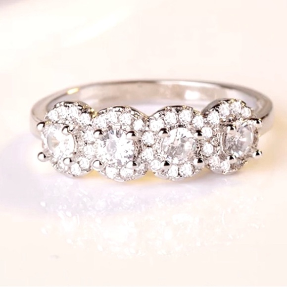 Nwot sterling silver with lab created diamonds!  Eternity ring size 7⭐️ - Picture 5 of 7